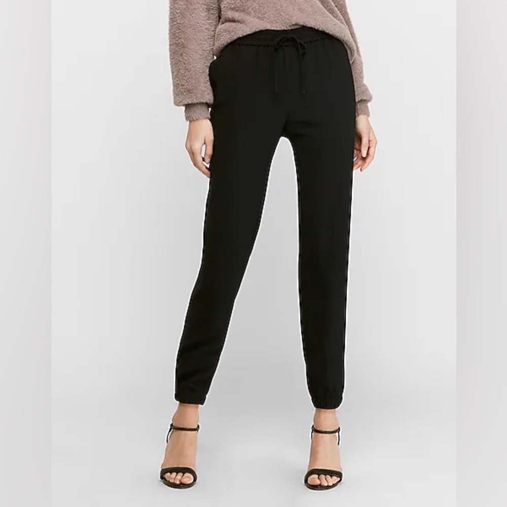 Express 🖤 Mid Rise Drawstring Utility Jogger Pant in Black 🖤 size Large